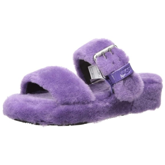 Ugg Fuzz Yeah Slippers - Picture 2 of 9